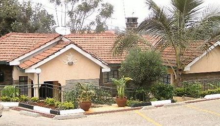 Fahari Guest House Nairobi Buitenkant foto