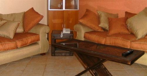 Fahari Guest House Nairobi Buitenkant foto